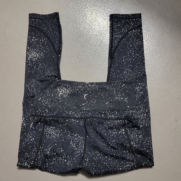 ZYIA Pants - Zyia Active Leggings Black Splatter size 6-8